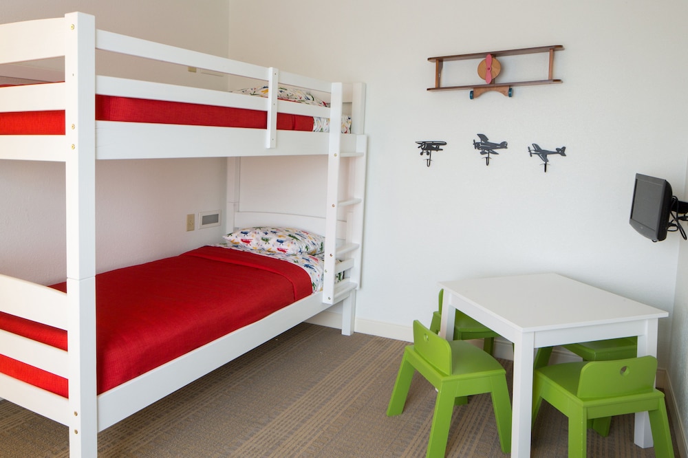 Holiday Inn Bloomington Airport by IHG - photo 13