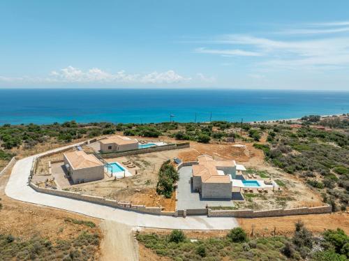 Pantheon Luxury Villas — 4-Star Luxury Hotel in Skala, Greece