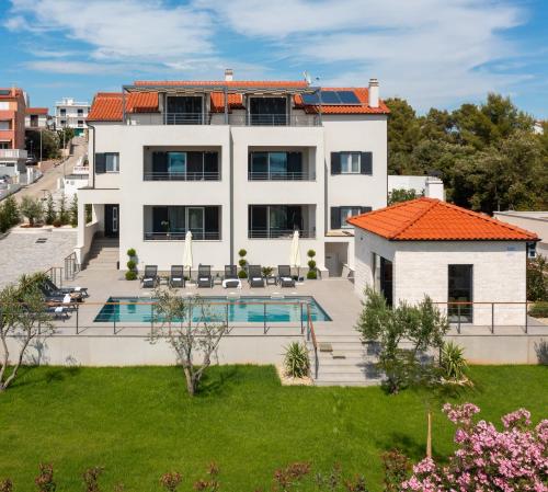 Villa Bianca — 5-Star Luxury Hotel in Brodarica, Croatia
