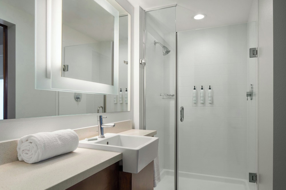 Springhill Suites by Marriott Charleston Mount Pleasant - photo 13