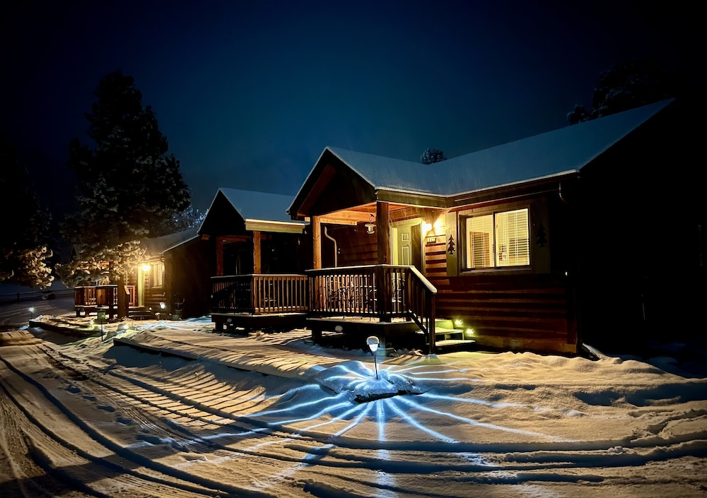 Mountain Shadows Resort - photo 24
