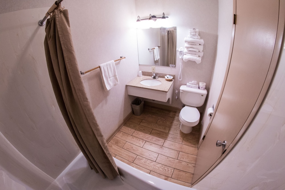 Stagecoach Inn & Suites - photo 36