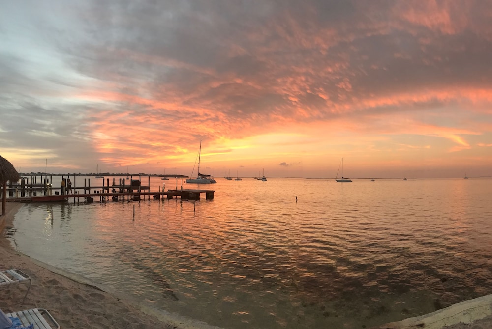 Sunset Cove Beach Resort - photo 197
