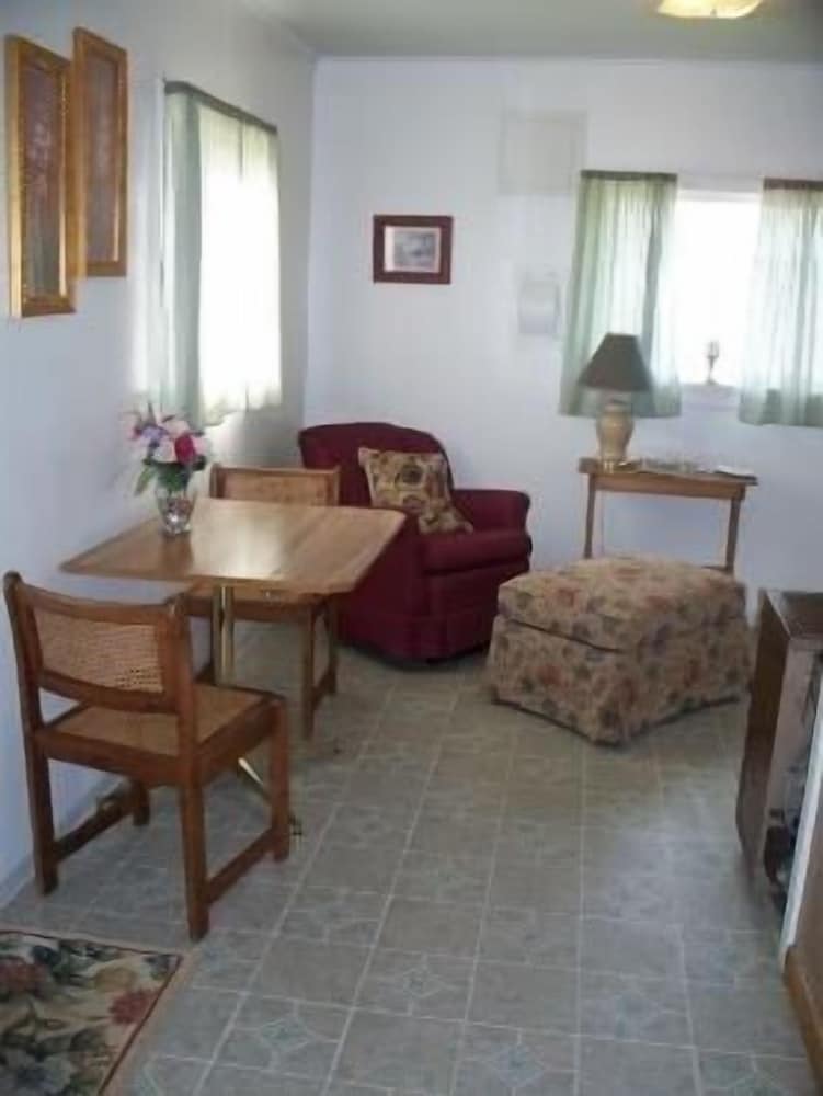 Valley View Motel - photo 17