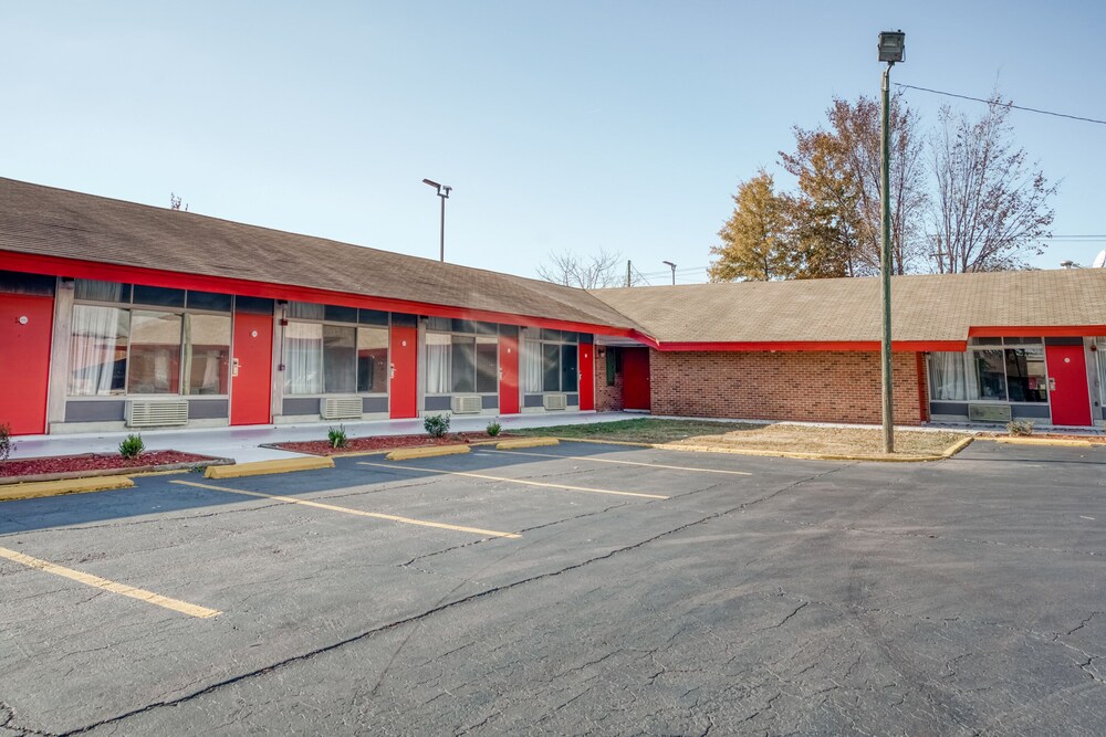 Oaks Motel Greensboro Nc - photo 22