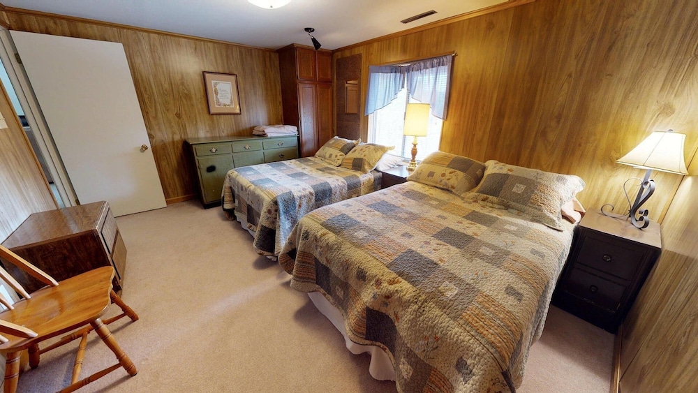 Hideout FT Abajo Stunning Views - photo 3