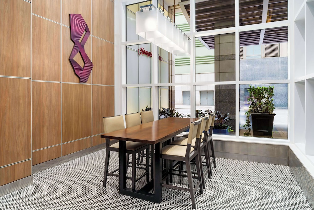 Hampton Inn Manhattan Times Square Central - photo 2
