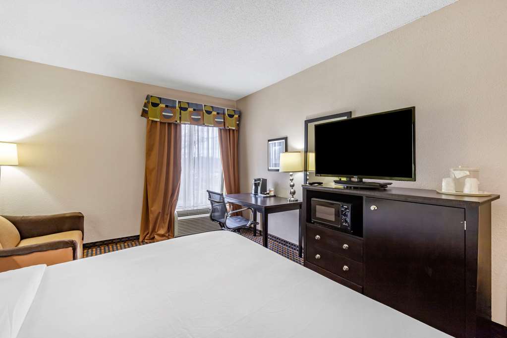 Comfort Inn & Suites Asheboro East - photo 10