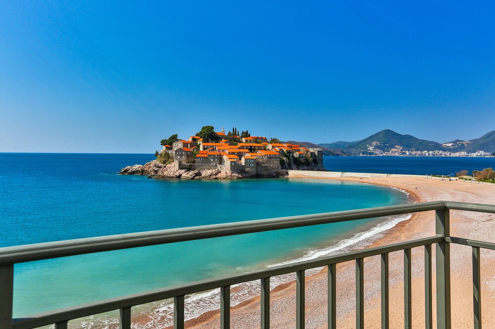 Hotel California by Aycon — 5-Star Luxury Hotel in Budva, Montenegro