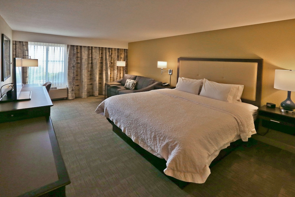 Hampton Inn Billings - photo 10