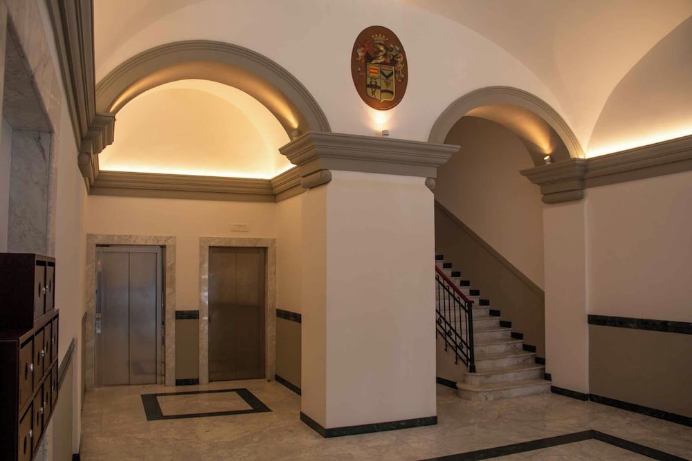 MARI Luxury Rooms and Suites in Bari, Italy