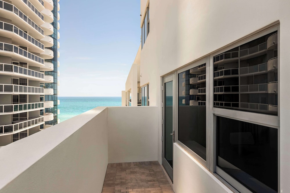 Hilton Cabana Miami Beach Resort - photo 50