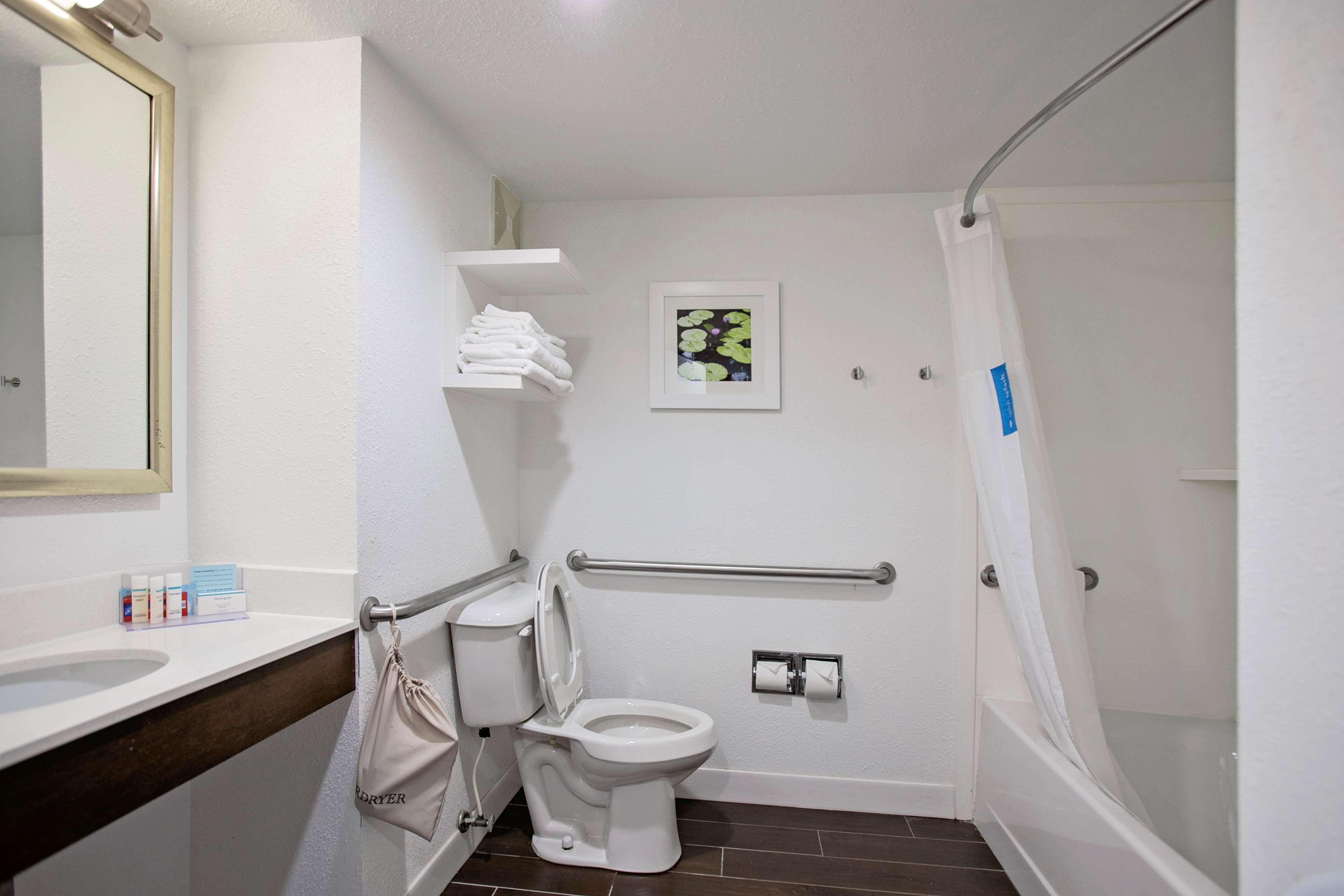 Hampton Inn Moultrie - photo 4