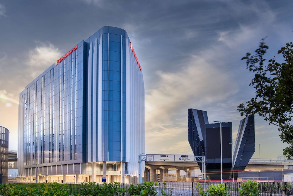 Hilton Garden Inn London Heathrow Terminal 2 and 3 - carbon neutral hotel in Hounslow