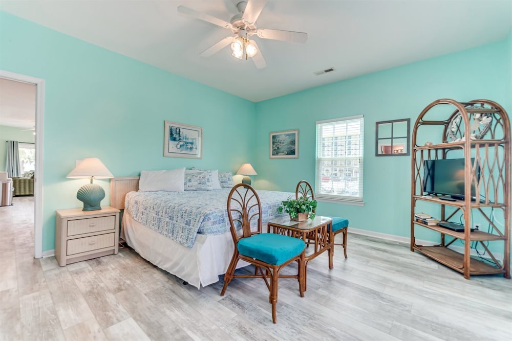 An Amazing Surfside Beach Escape - photo 15