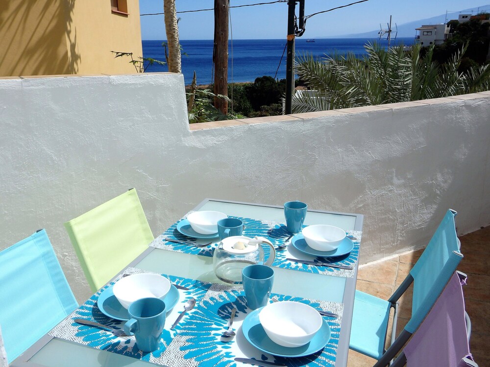 Casa Nieves de Igueste — 4-Star Luxury Hotel in Santa Cruz De Tenerife, Spain