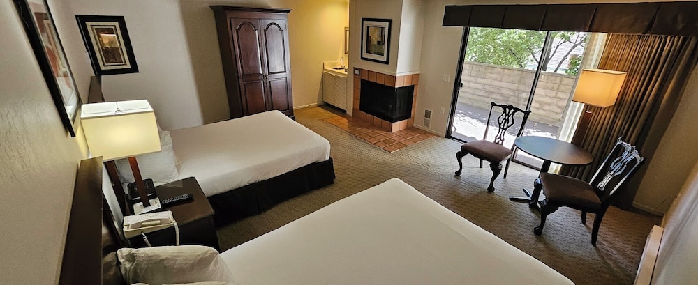 Adobe Inn - photo 31