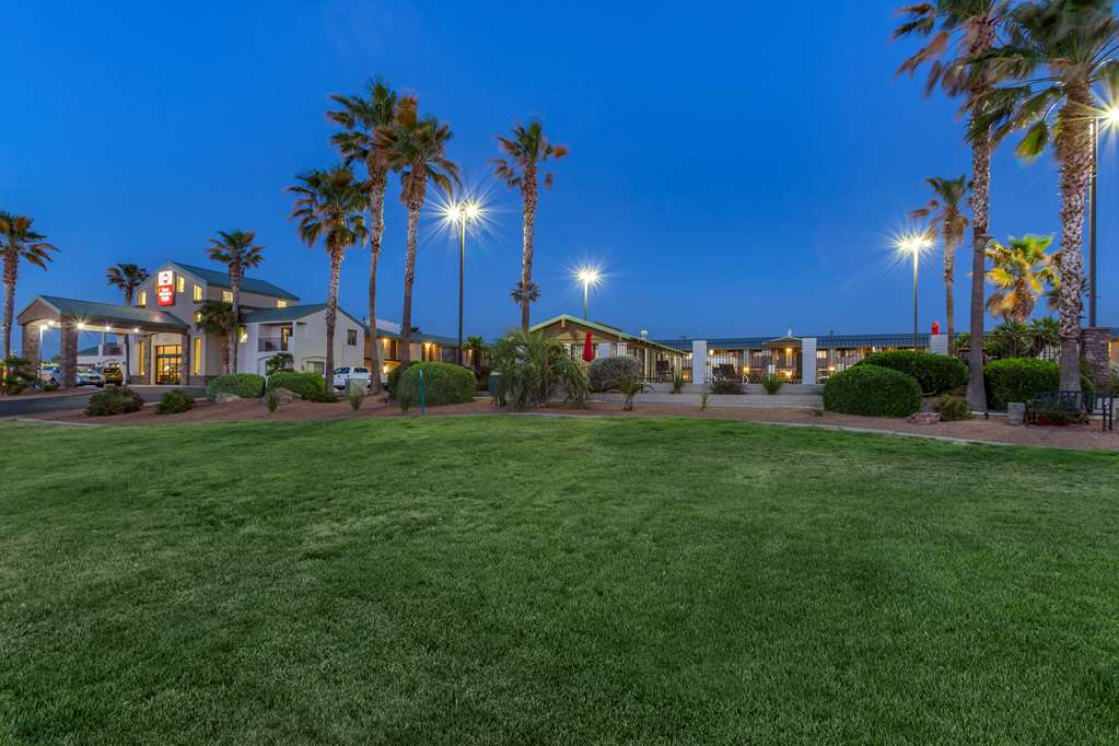 Best Western Plus King's Inn & Suites - photo 55