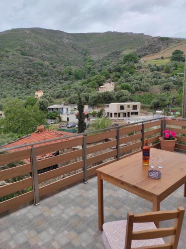 Alexander’s cottage — Limni — photo 3