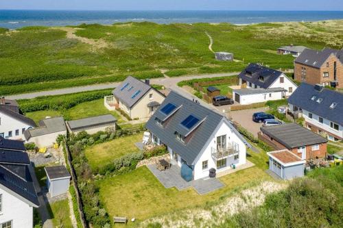 Baakdeel - carbon neutral hotel in Unknown City
