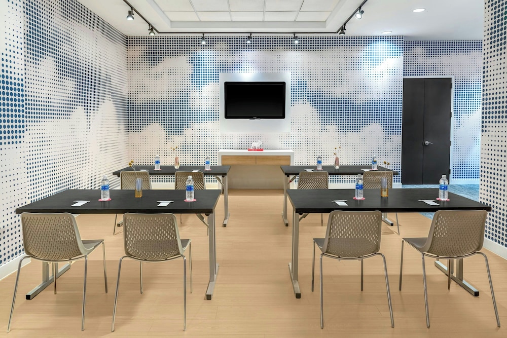 Aloft New York Brooklyn - photo 49