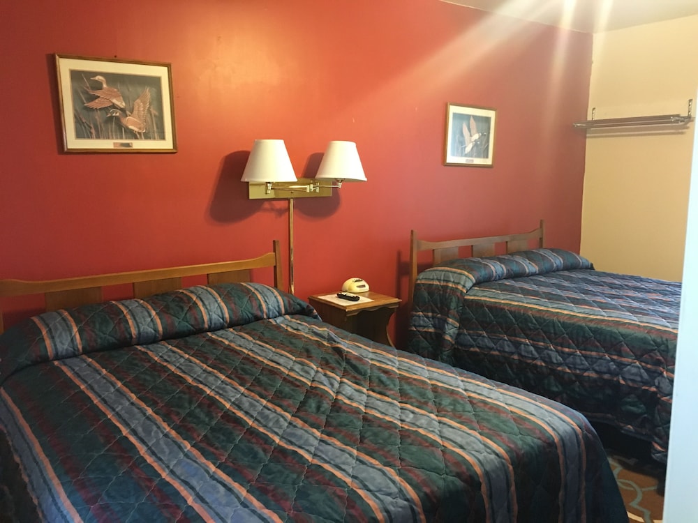 Hilltop Motel - photo 2