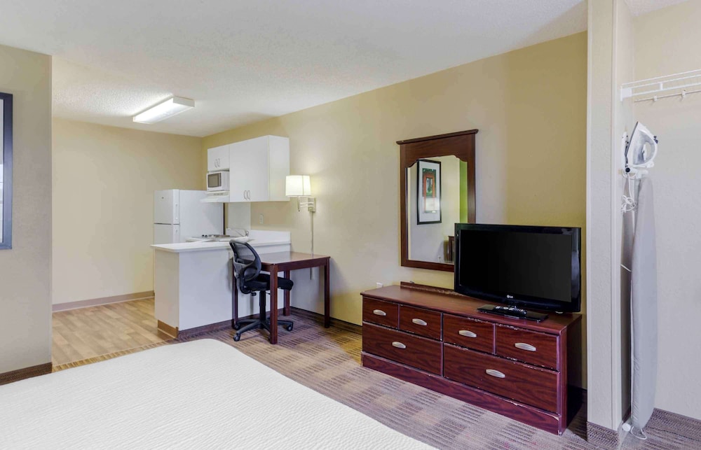Extended Stay America Select Suites Fayetteville Owen Dr - photo 10