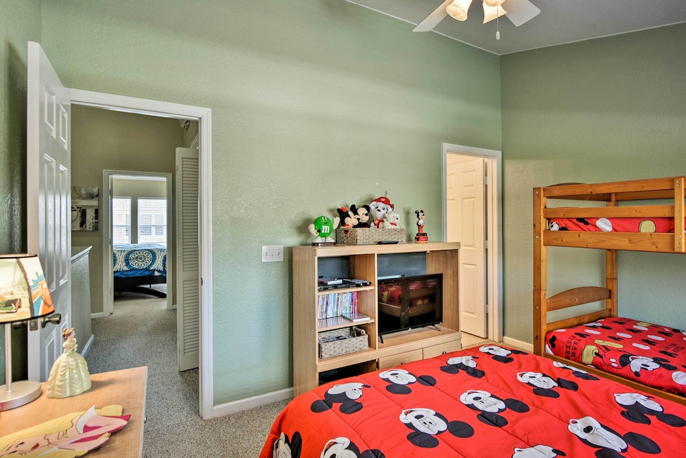 Resort Townhome w Splash Pool 7 Mi to Disney - photo 24