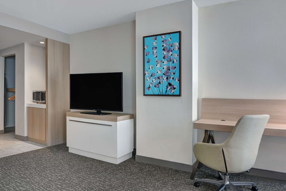 Hilton Garden Inn Jacksonville JTB Deerwood Park - photo 17