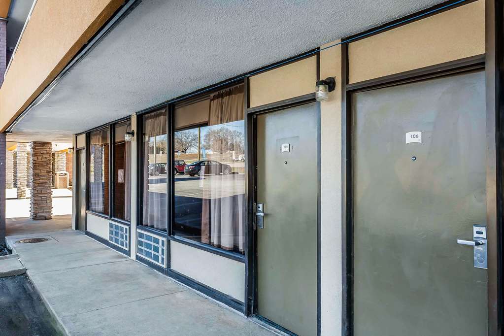 Quality Inn South Boston Danville East - photo 5