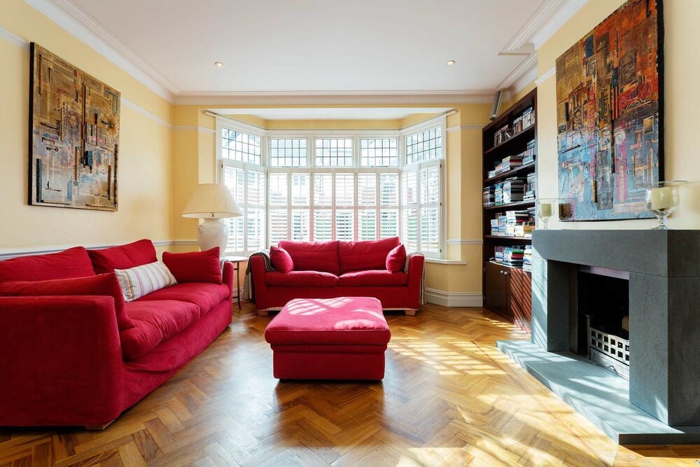 Clapham Family House — 4-Star Luxury Hotel in London, United Kingdom