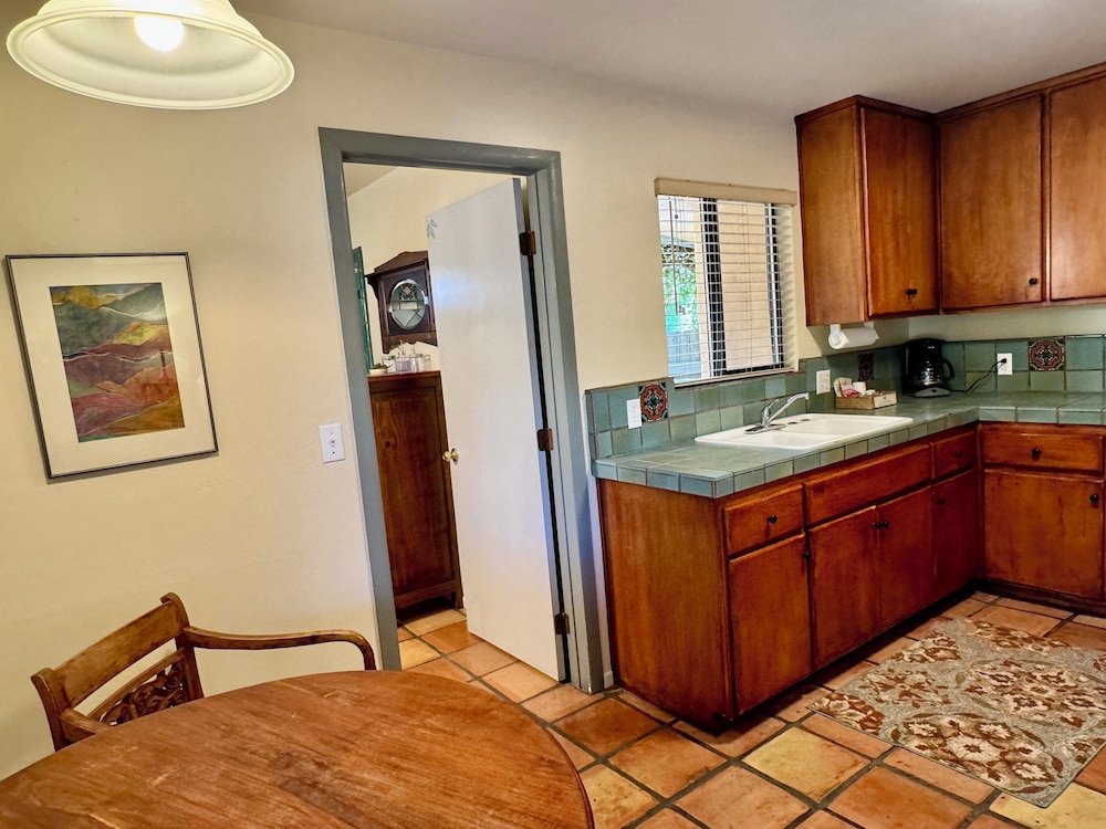 Blue Iguana Inn - photo 33