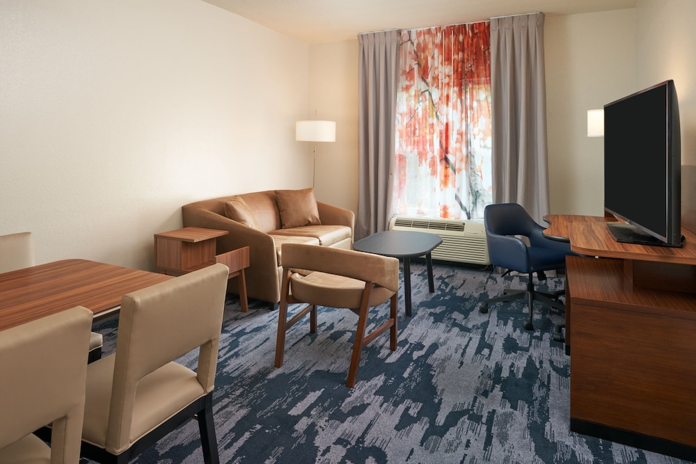 Fairfield Inn & Suites Orlando Int'l Drive Convention Center - photo 15