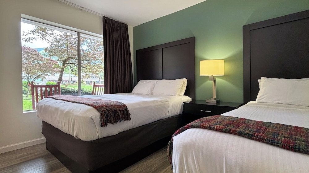 Castlewood Inn - photo 30
