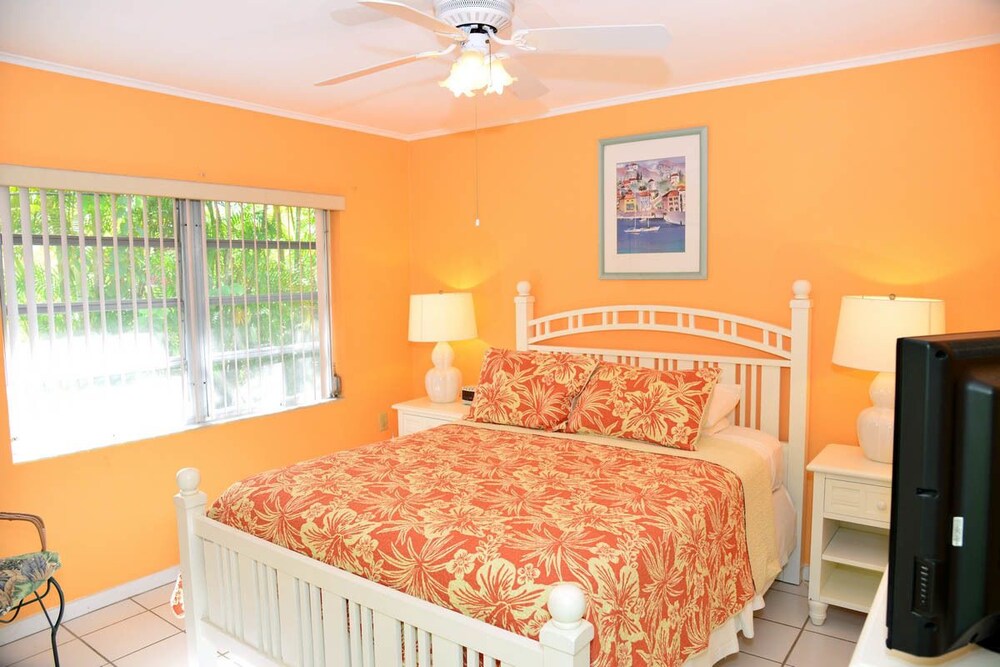 The Palmview and Sandpiper Inns - photo 36