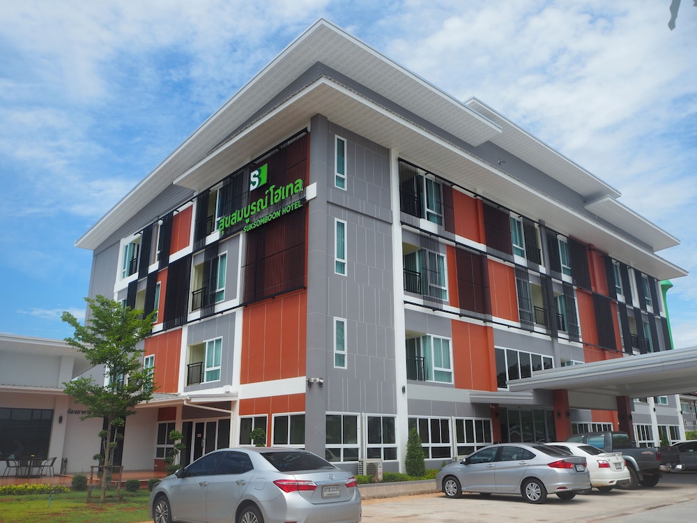Suksomboon Hotel in Surat Thani, Thailand