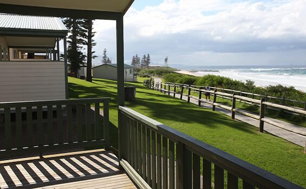 Bulli Beach Tourist Park — hotel in Bulli