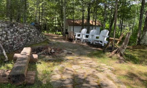 Brandy Bay Hideaway: Pet Friendly Retreat - photo 37