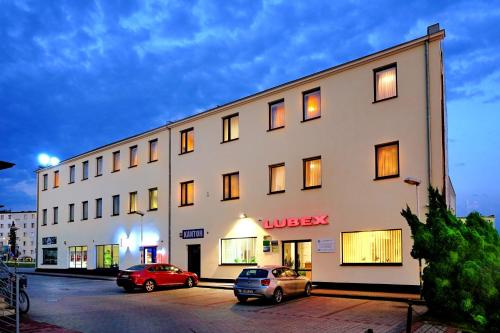Noclegi w Lublińcu Lubex — hotel in Lubliniec