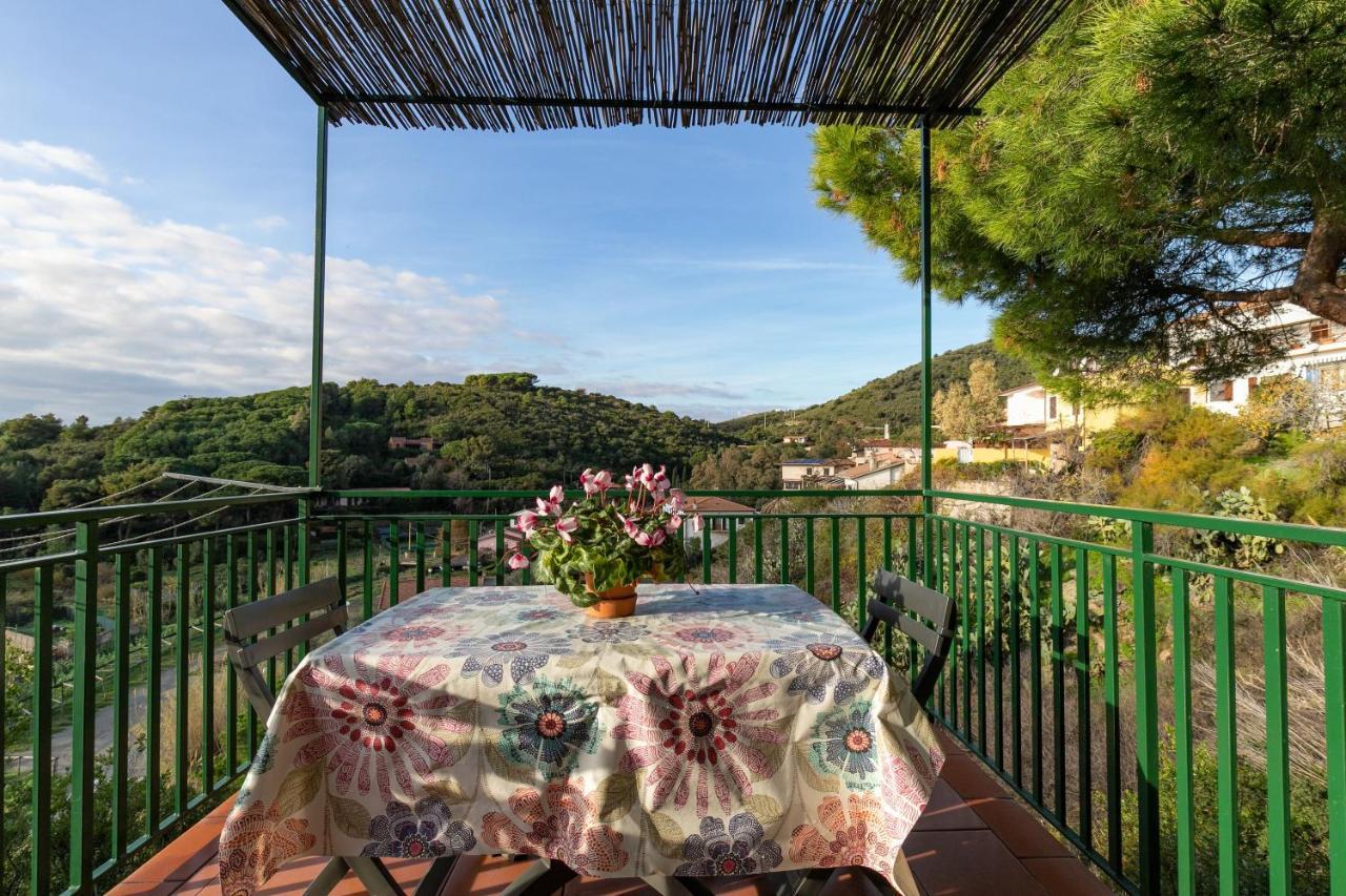Simona — 4-Star Luxury Hotel in Marina Di Campo, Italy