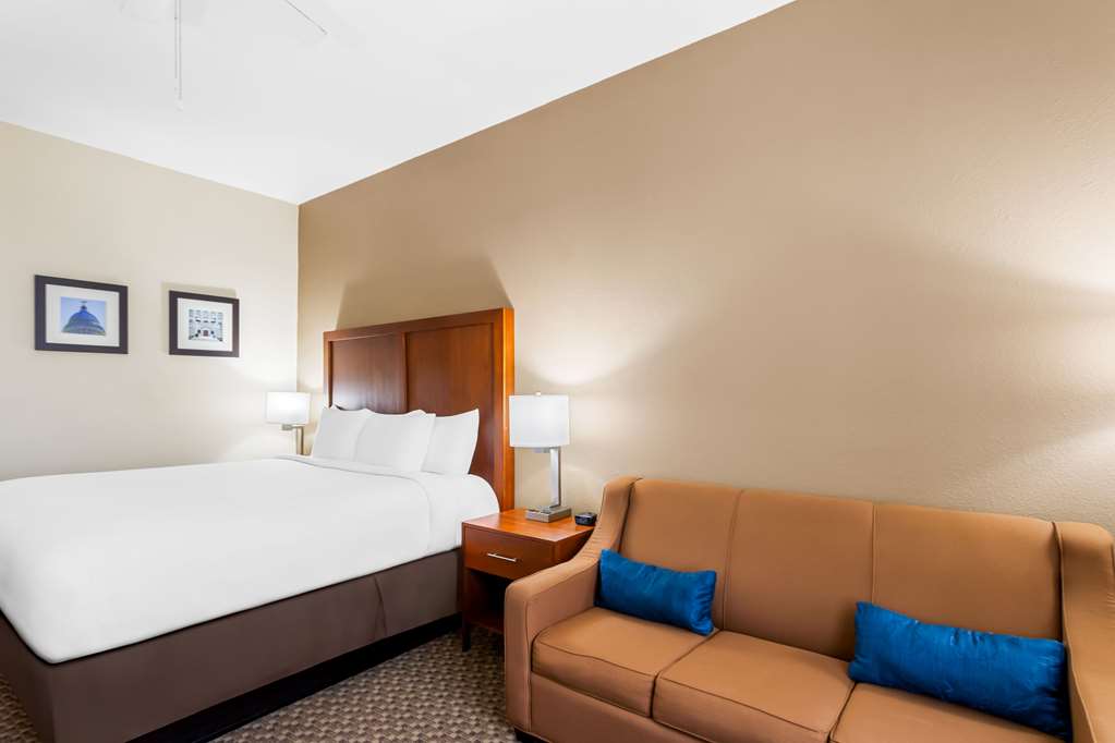Comfort Inn & Suites Grenada - photo 36