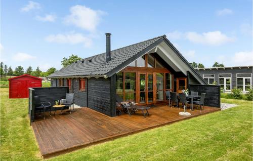 3 Bedroom Stunning Home In Haderslev — 5-Star Luxury Hotel in Haderslev, Denmark