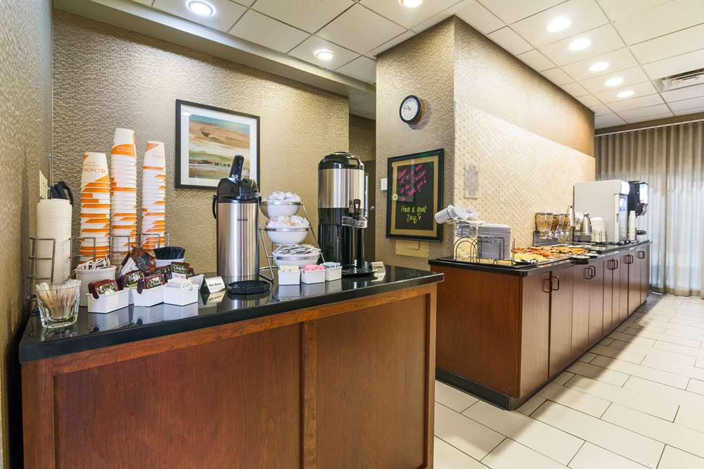 Clarion Hotel Convention Center - photo 63