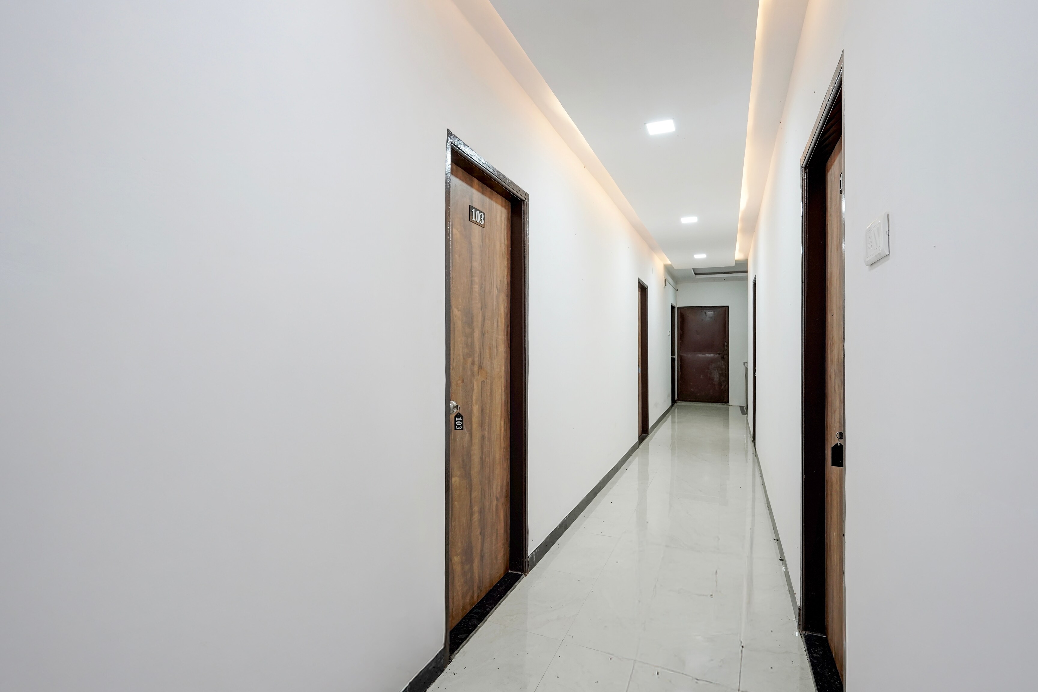 Hotel O Midway Treat Barwani — 4-Star Luxury Hotel in Bag, India
