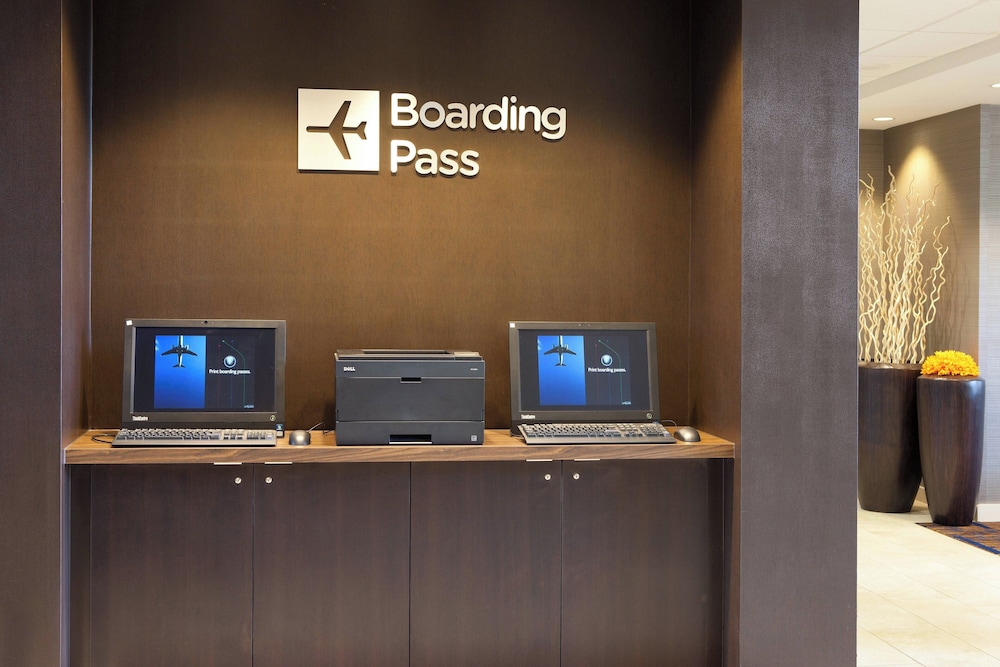 Courtyard by Marriott Oakland Airport - photo 50