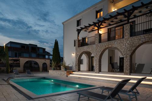 Villa Jalan — 4-Star Luxury Hotel in Vrsi, Croatia