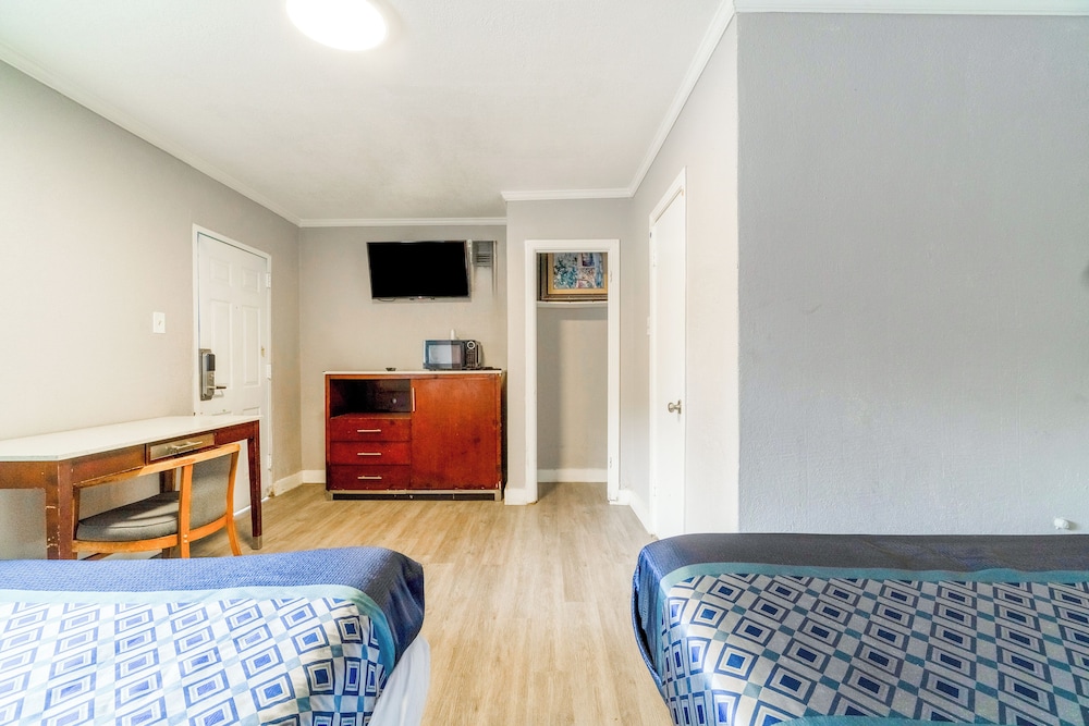 Alamo Oasis Inn And Suites By Oyo San Antonio - photo 16