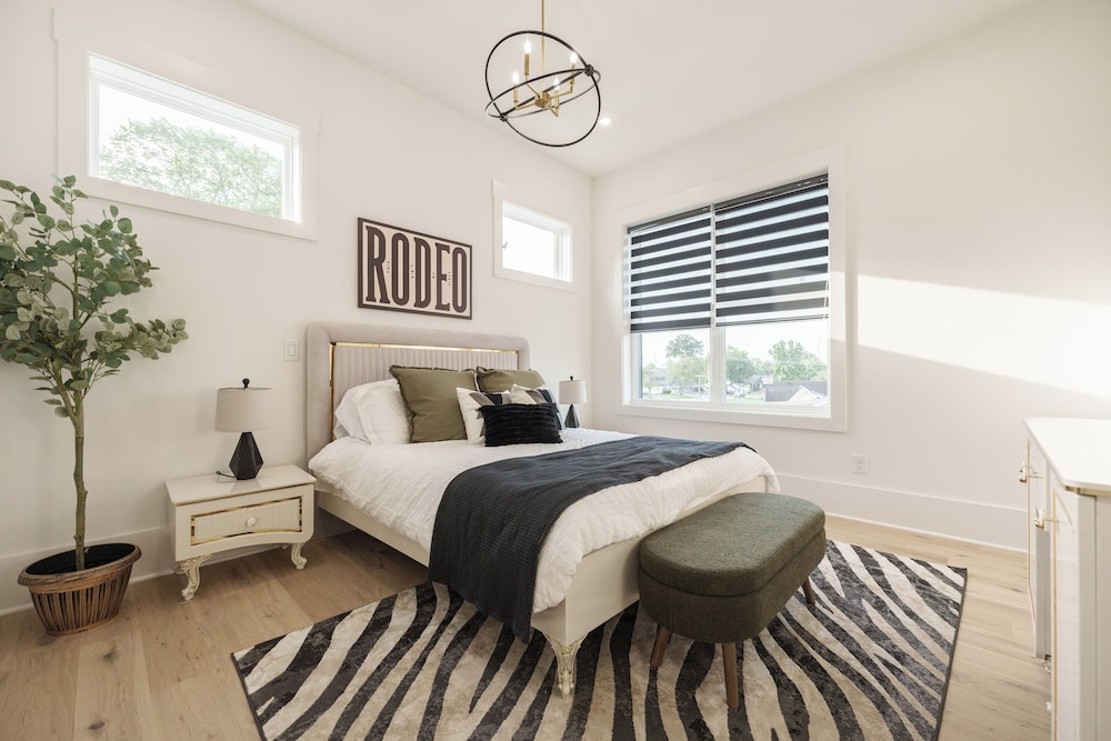 The Row on West Iris — 4-Star Luxury Hotel in Nashville, United States