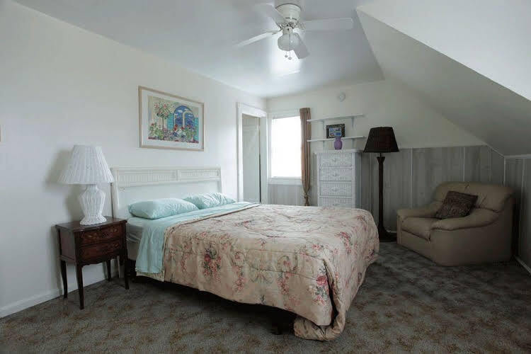 The Buckingham Motel Adults only - photo 28