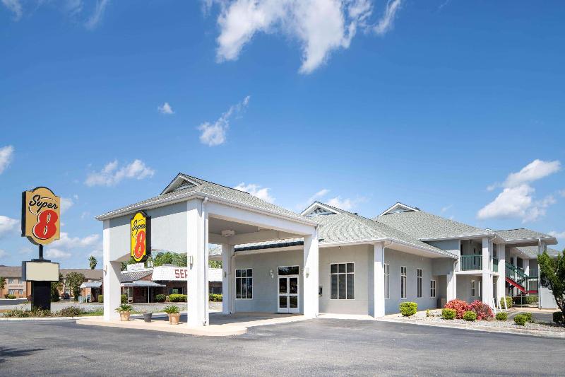 Super 8 by Wyndham Port Wentworth Savannah Area - photo 4